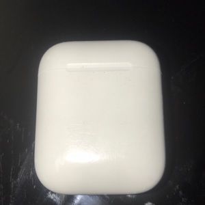 Apple Air Pods Charging Case.